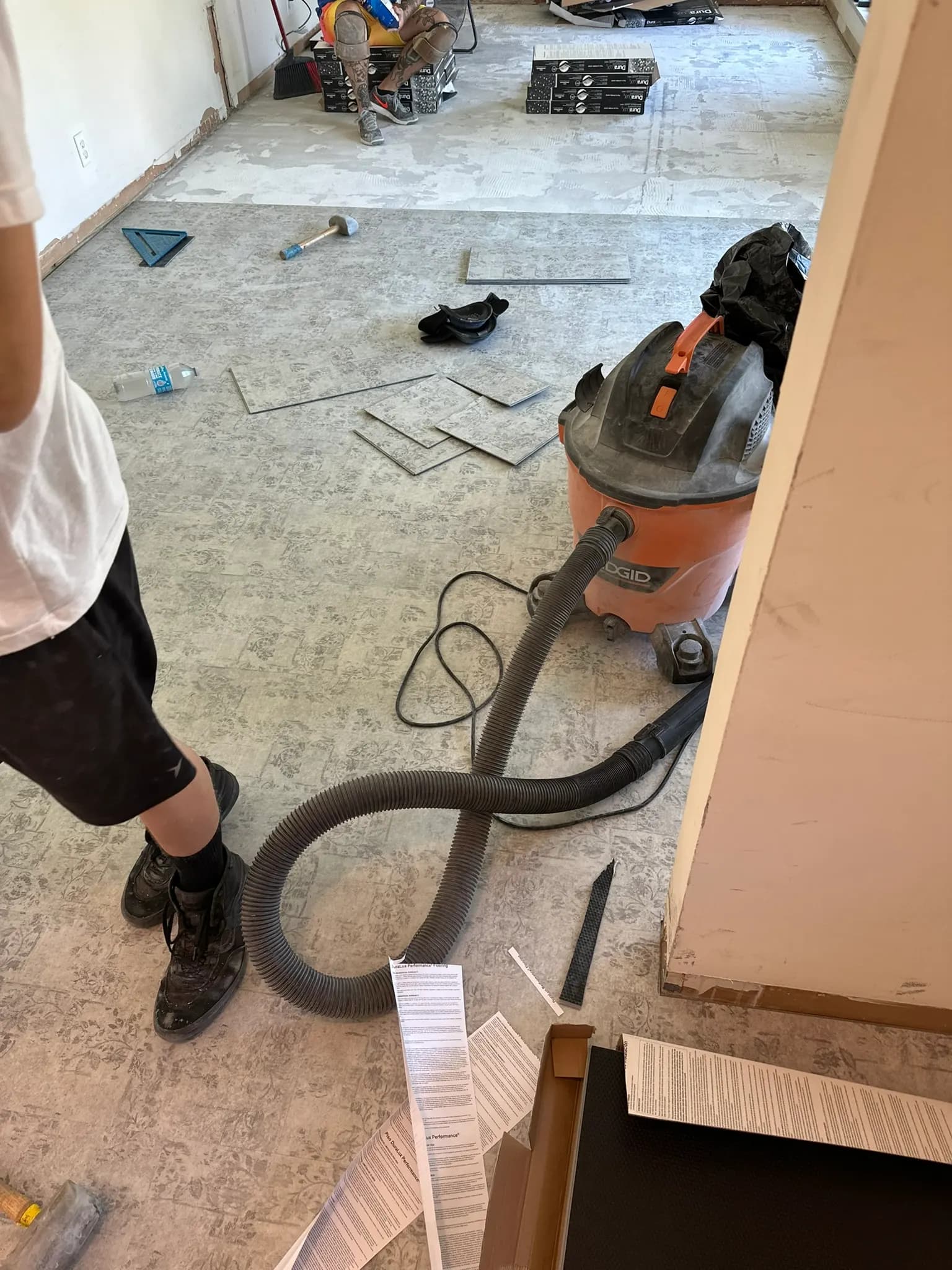 1,000 sq ft Tear Out and Luxury Vinyl Tile Install in Jacksonville, photo 4