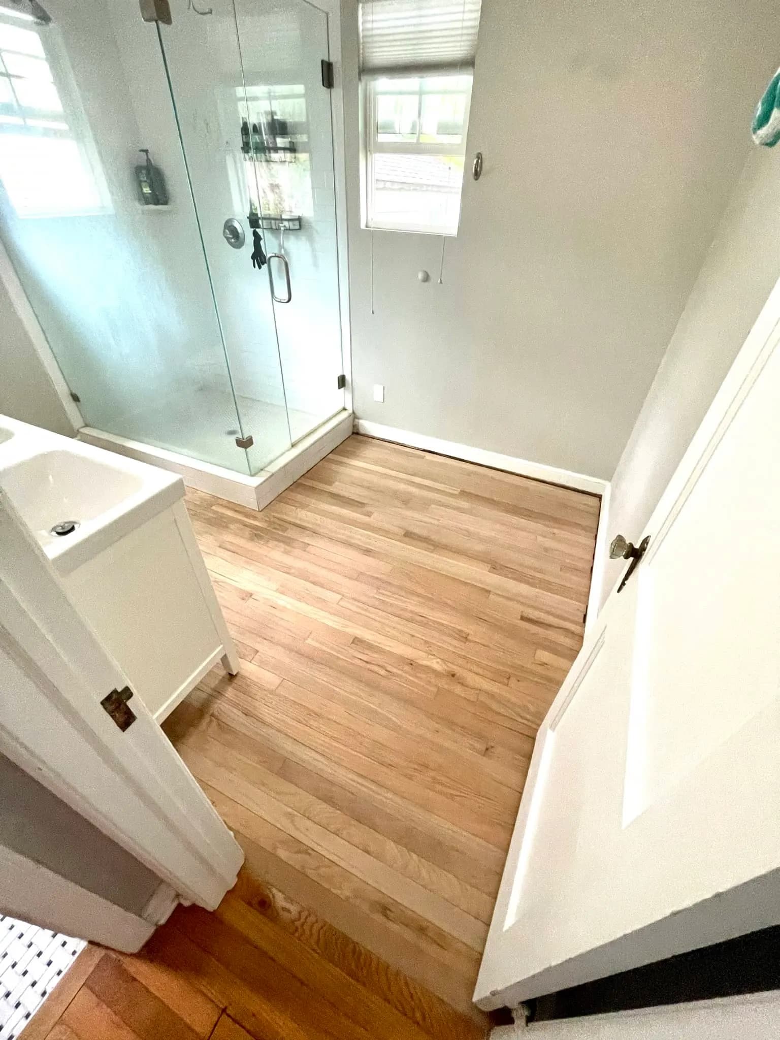 3,500 sq ft Hardwood: Subfloor Replaced, Installed, and Finished in Jacksonville, photo 4