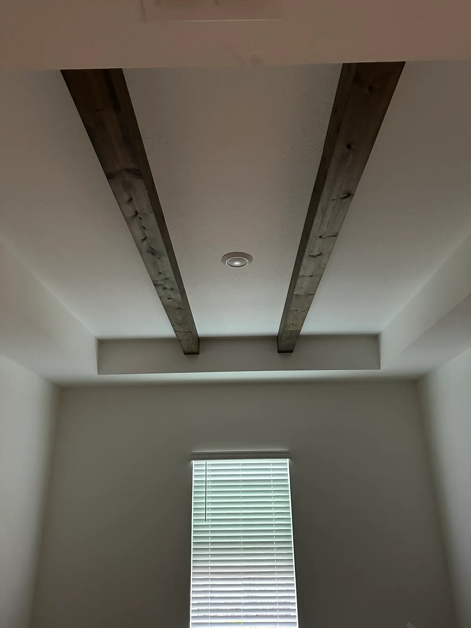 Fernandina Beach Home: Herringbone Backsplash, Faux Beam, and Tongue-and-Groove Ceiling in Fernandina Beach, photo 9