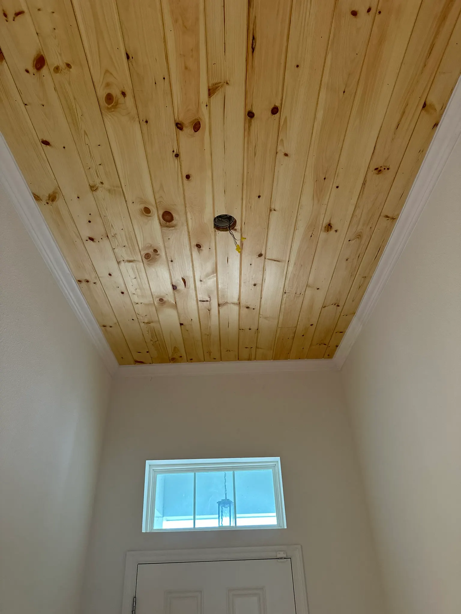 Fernandina Beach Home: Herringbone Backsplash, Faux Beam, and Tongue-and-Groove Ceiling in Fernandina Beach, photo 21