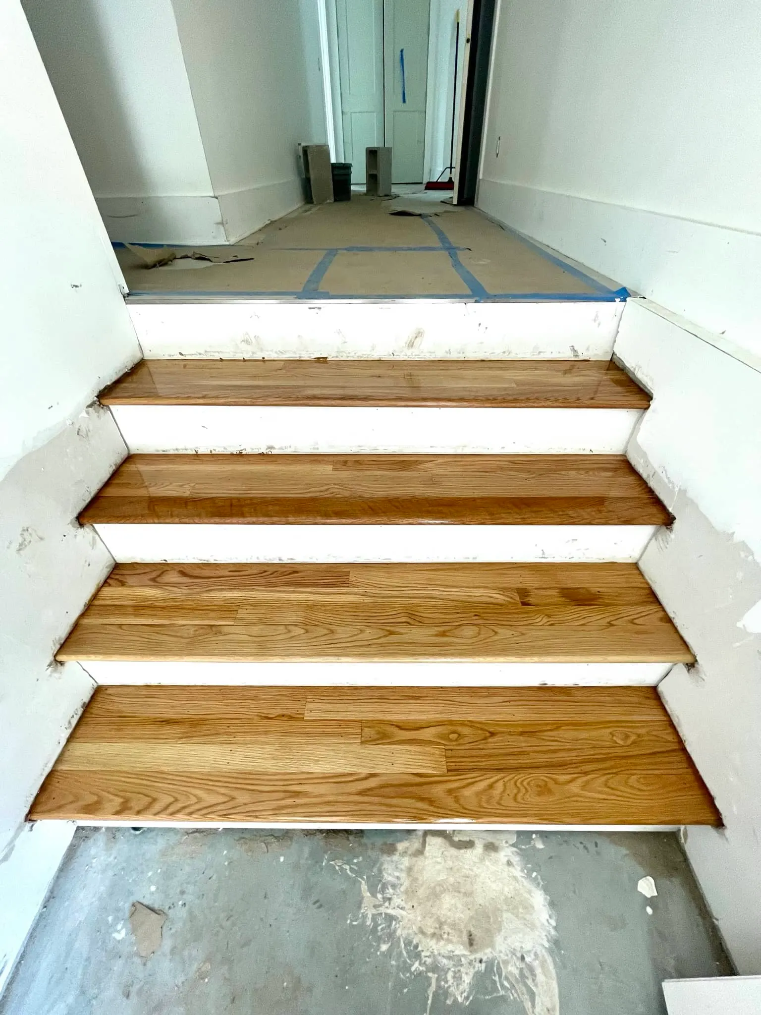 Jacksonville Beach Condo: Red Oak Install and Finish in Jacksonville Beach, photo 2