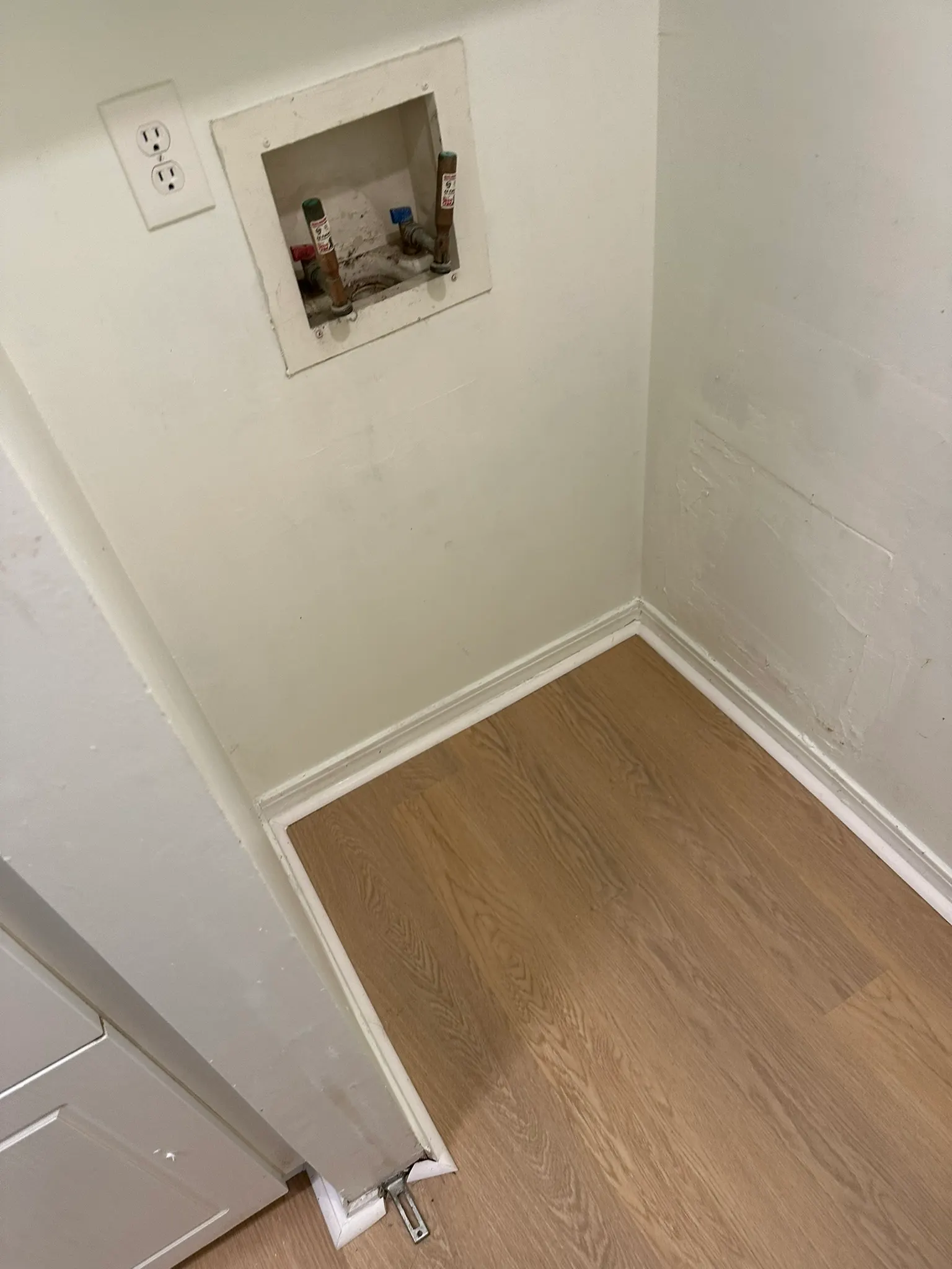 Second Jacksonville Beach Apartment, Same Waterproof Plank in Jacksonville Beach, photo 3