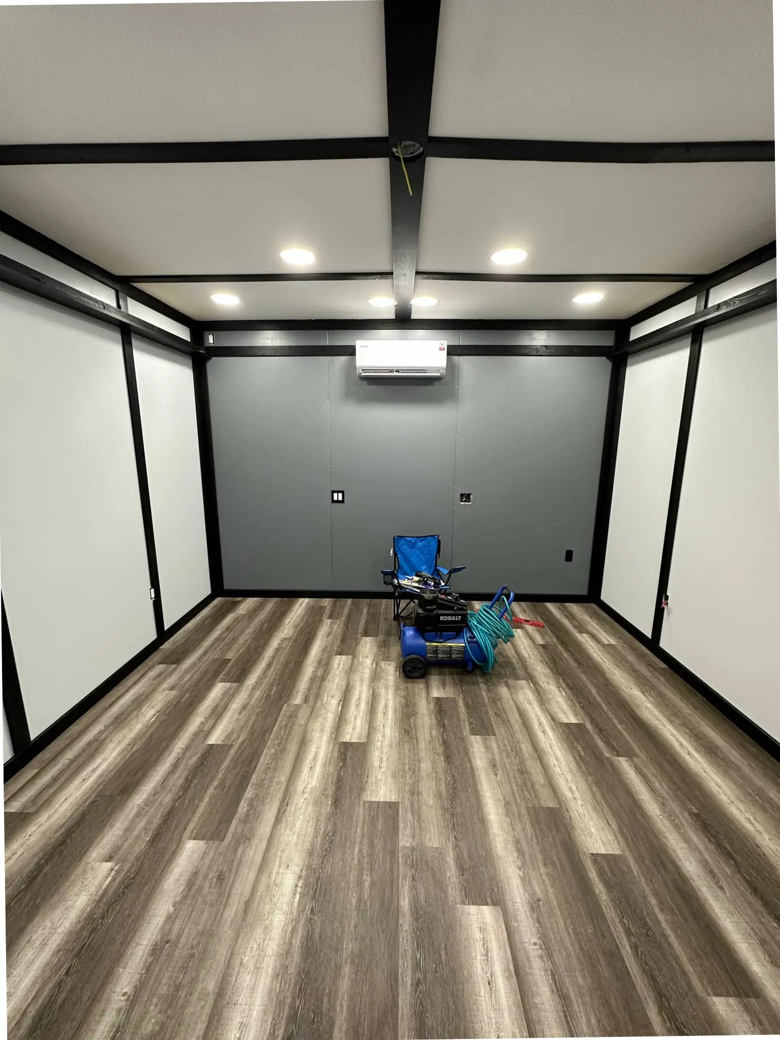 Southside Barbershop: Luxury Vinyl and Pine Trim in Southside, Jacksonville, photo 3