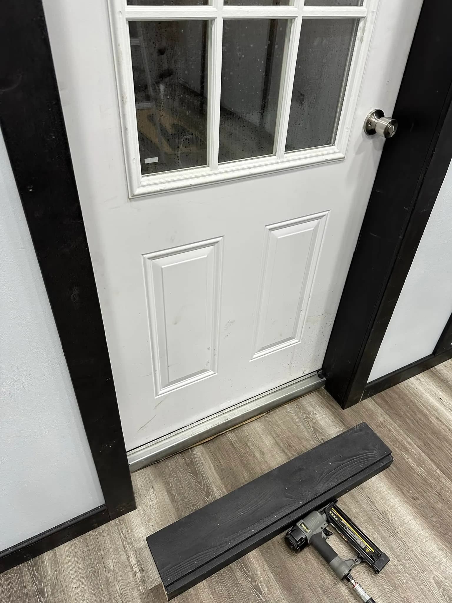 Southside Barbershop: Luxury Vinyl and Pine Trim in Southside, Jacksonville, photo 7