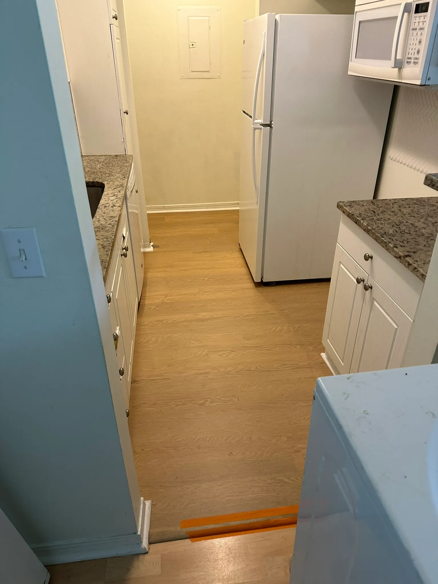 Second Jacksonville Beach Apartment, Same Waterproof Plank in Jacksonville Beach